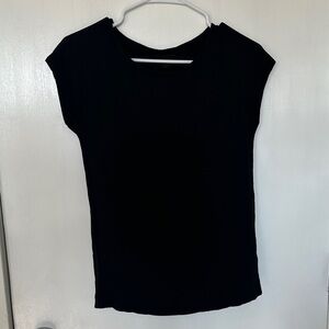 Tahari Black Short Sleeve Women's Tee